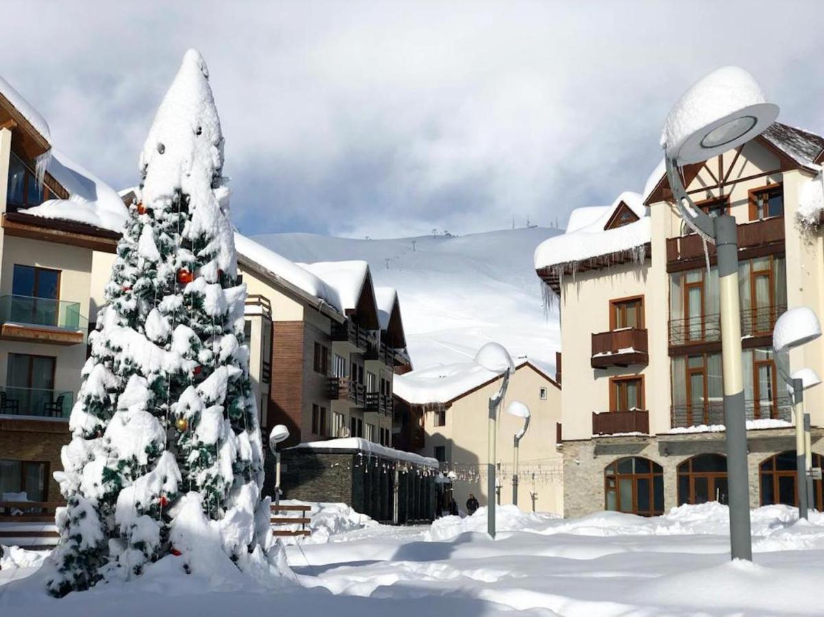 Happy Holidays Apartments In New Gudauri Exterior foto